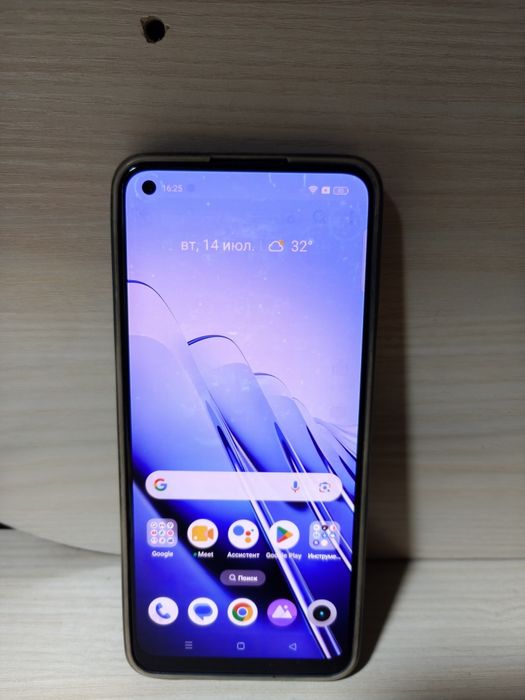 Продам смартфон Realme 9,