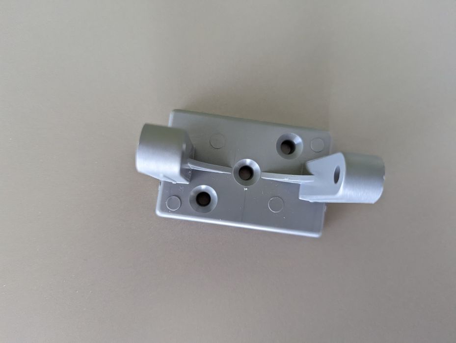 Кабелен гръбнак за бюро, кабелен канал