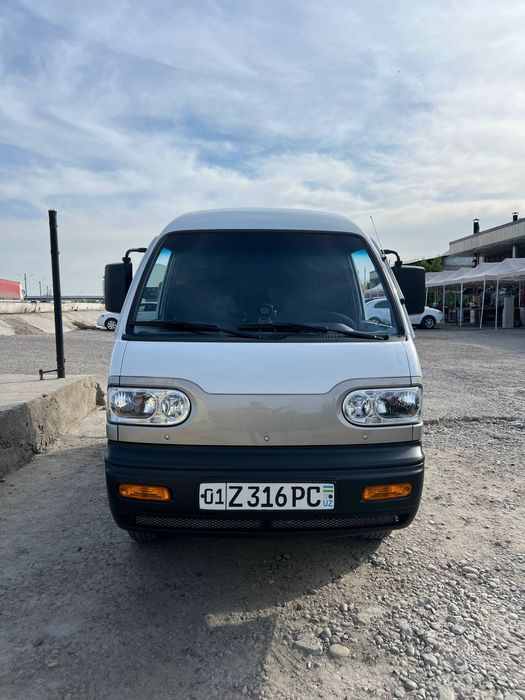 Narxi 5900$ faqat tel qlilila