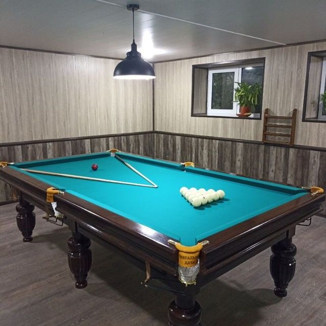 Генеральская дача в Акташе, бассейн с подогревом воды на улице .