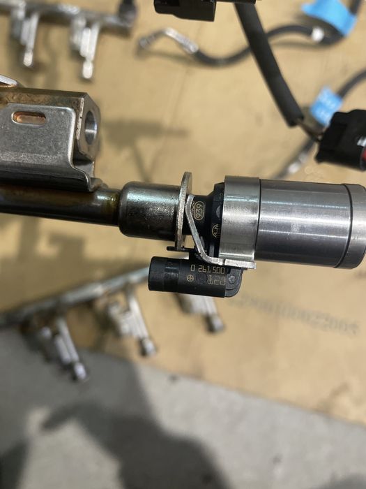 Rampa presiune cu senzor injectoare Ford Fiesta 1.0 benzina