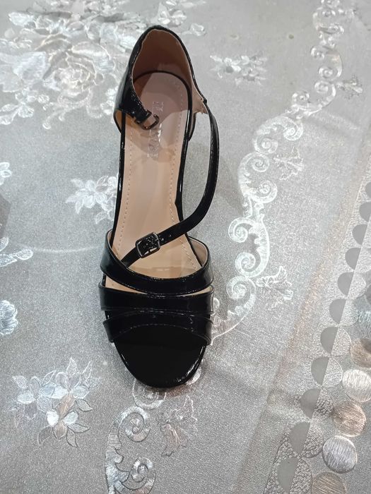 Черни официални обувки