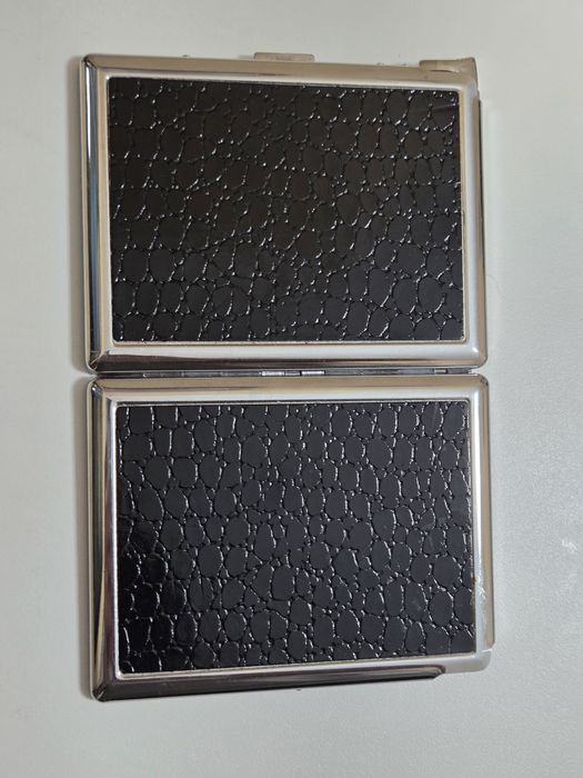 Табакера със запалка и резачка за пури