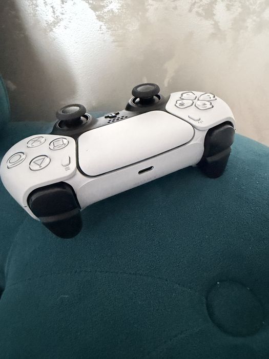 Maneta joystick Ps5 controller playstation 5 , ca nou ( ultimul model )