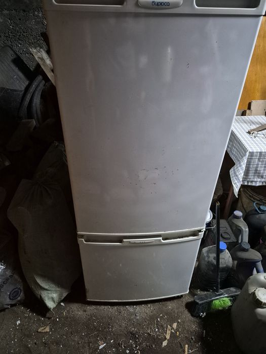 Продам холодильник бирюса