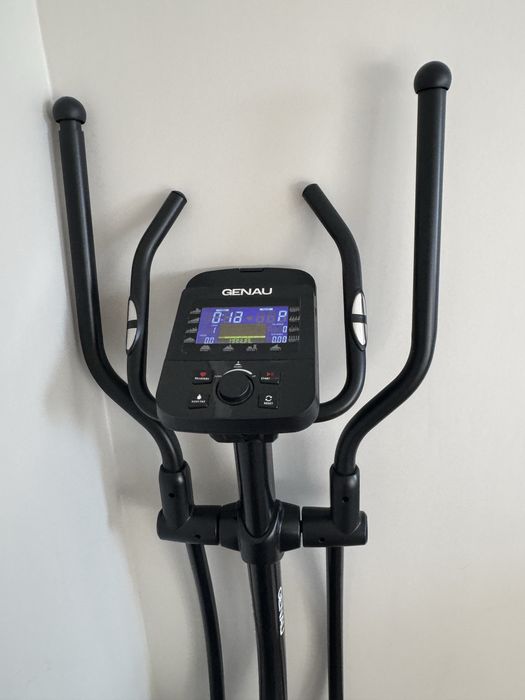 Эллиптический тренажер Genau Crosstrainer Deluxe V3