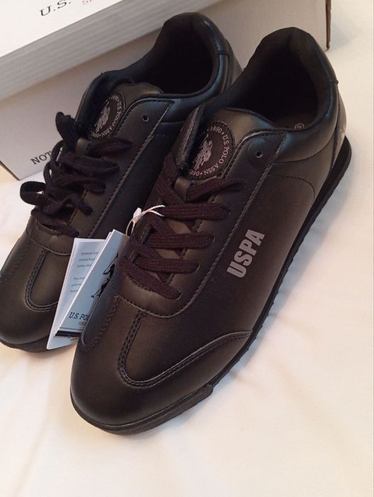 Акция , продается мужсие кроссовки