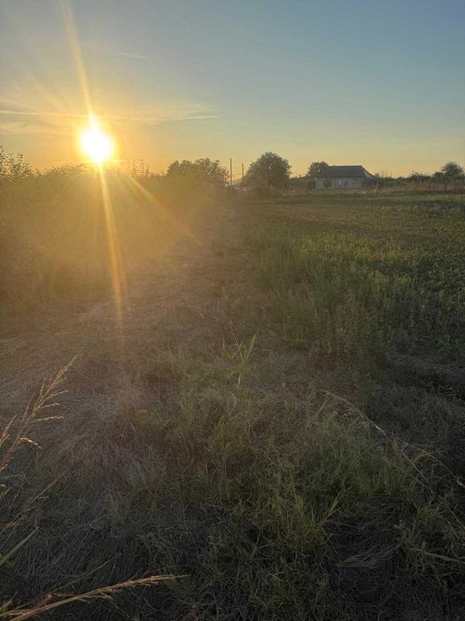 Teren intravilan 4.003 mp Frecatei, Tulcea - drum pe 3 laturi, curent