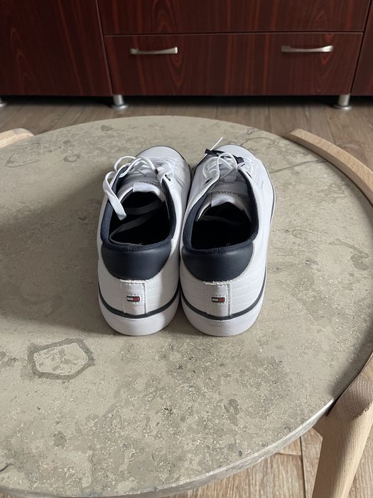 Adidasi Tommy Hilfiger