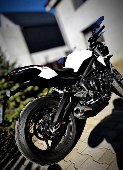 [VAND] Motocicleta Triumph Street Triple S 2021 - 6600 euro