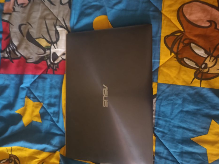 Vand laptopuri piese