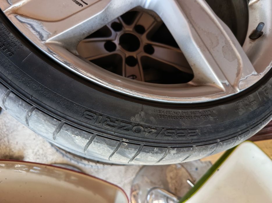 Roti  R18 Audi A3 5*112