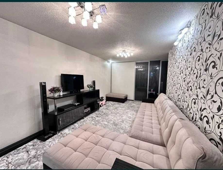 Мирзо Улугбек, Ялангач 3/2/5, Эко базар