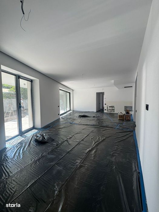 Gradina proprie 93 mp! 4 Camere ultra lux, 2 minute de Cambridge