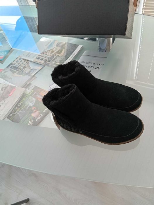 Продавам дамски боти SOREL