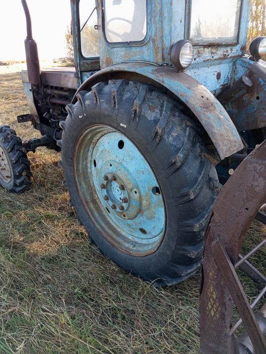 Продам трактор т 40.
