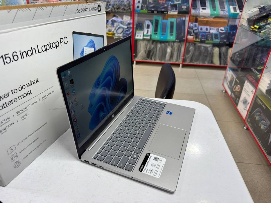 HP core i5-1235U DDR4 16/512 SSD holati ideal