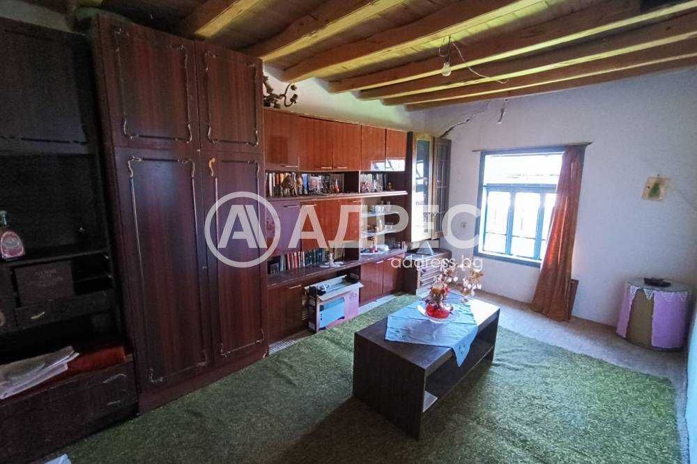 Продава се Къща в с. Побит камък, Област Разград - 100 кв.м за 204 €/кв.м - Снимка #5