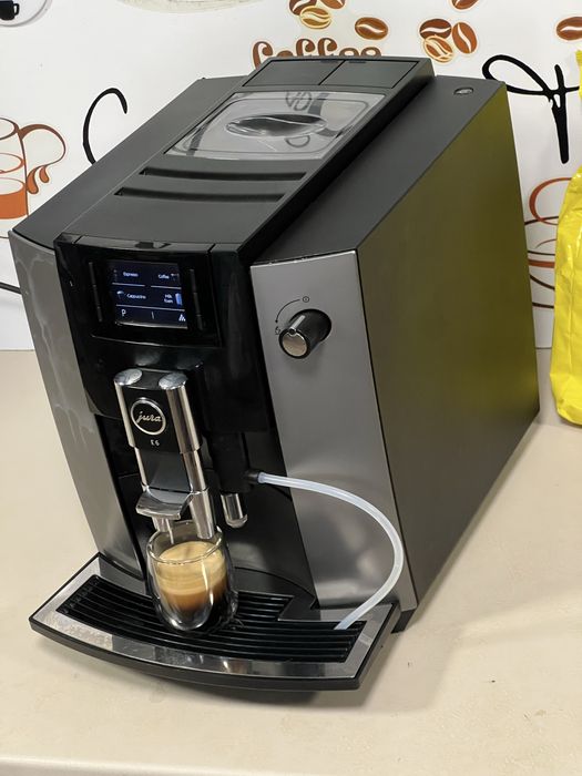 Кафемашина кафе автомат Jura E6 с гаранция