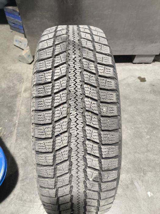 Зимние шины Nitto CX 185/65 R 15