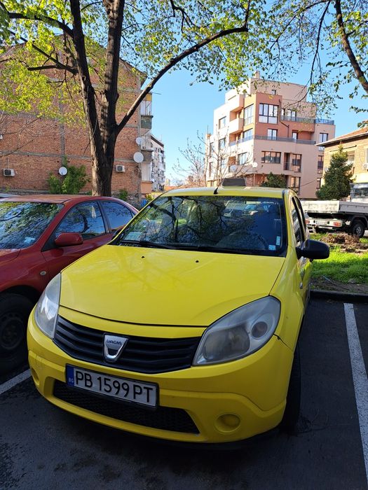 Кола dacia sandero