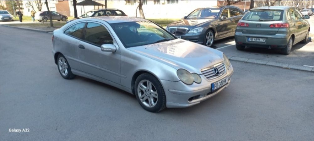 Продавам Мерцедес