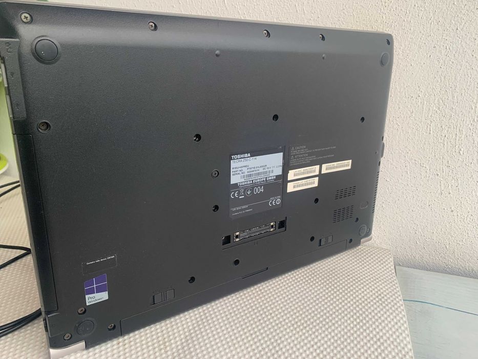 Лаптоп Toshiba- употребяван