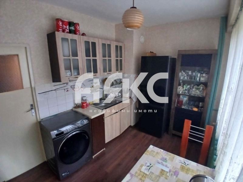 Продава се Двустаен апартамент в София, Надежда 1 - 65 кв.м за 1303 €/кв.м - Снимка #3
