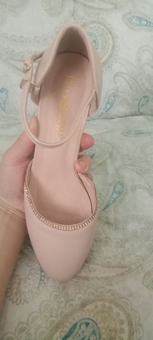 Туфли 35размер 7500 новый