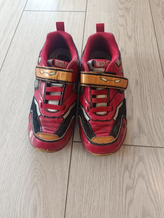 Светещи маратонки Skechers,Geox ,Guess