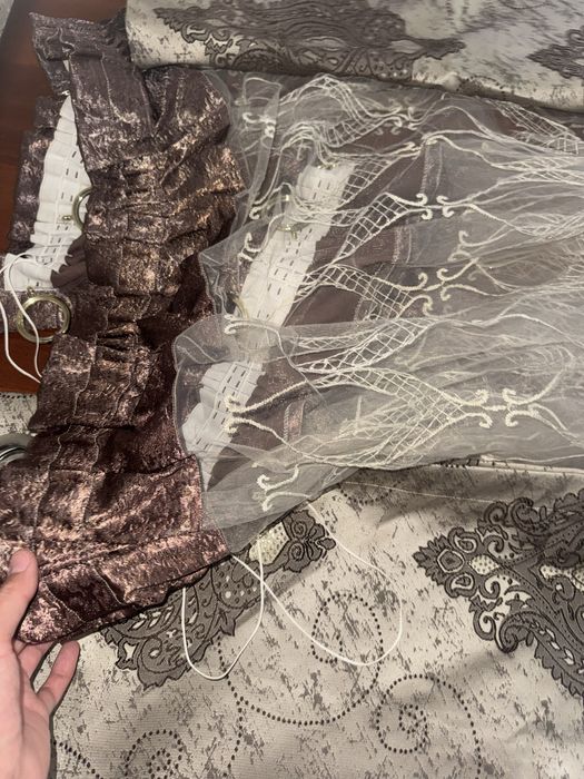 Parda sotiladi yap yangi kaltsoga tayyor