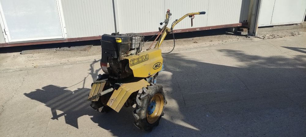 Продавам мотоблок НЕВА