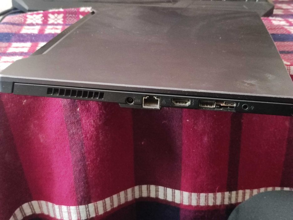 Геймърски лаптоп Asus TUF DASH F15 RTX 3060 I7 !