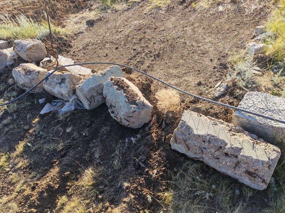 Куски сваи, столбов, бесплатно, самовывоз