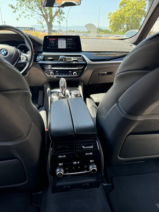 BMW 540i xDrive Touring