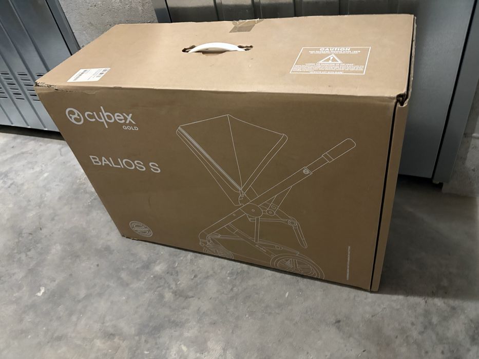 Бебешка количка:Cybex Gold, Balios S Rebel Red+ CloudZ2