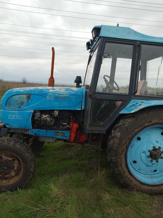 Трактор Болгар 82