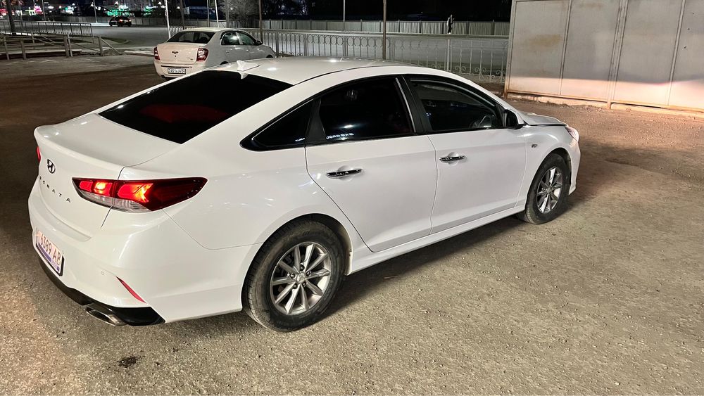 продам Хундай Соната 2017 г в отличном состоянии