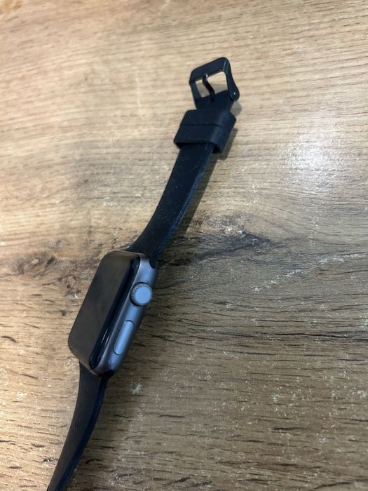 Продам apple watch серия 3