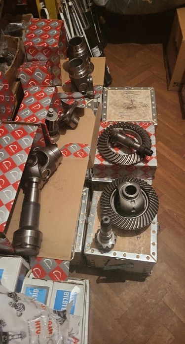 Мерседес -Спринтер  запчасти