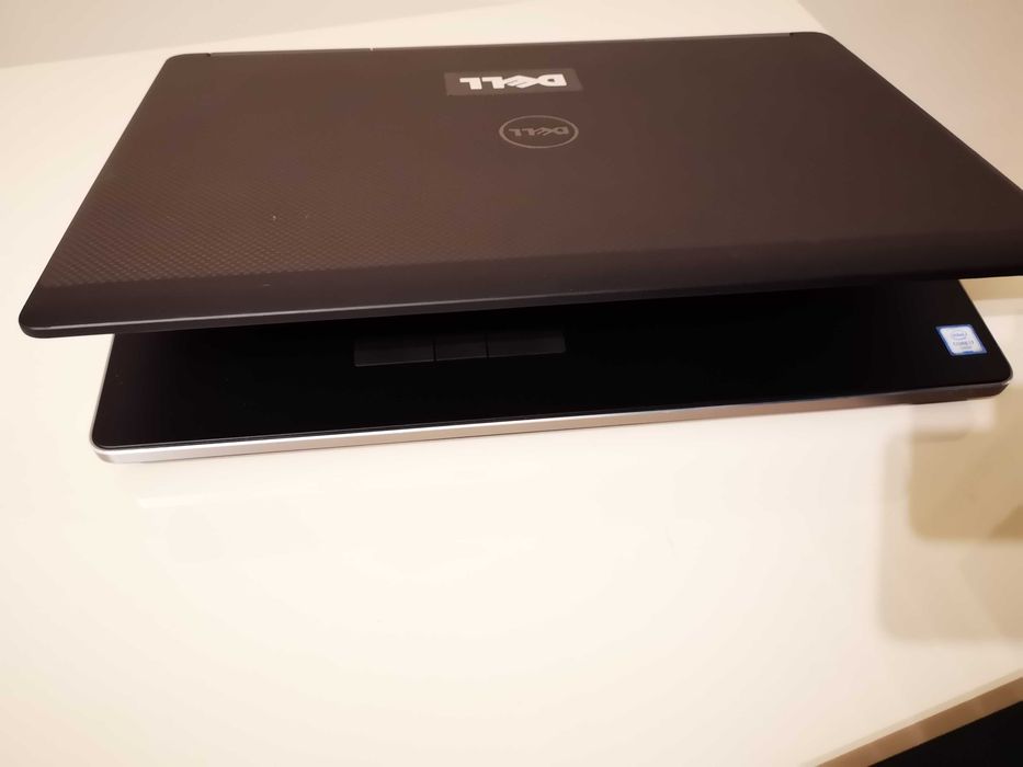Лаптоп Dell Precision 7720/Intel Corte i7/32 GB/1000 GB/Nvidia P4000