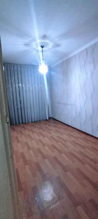 Юнусабад-11, 4/1/4, балкон 1,5х6