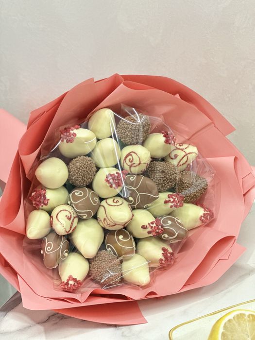 Клубника в шоколаде, букеты, цветы