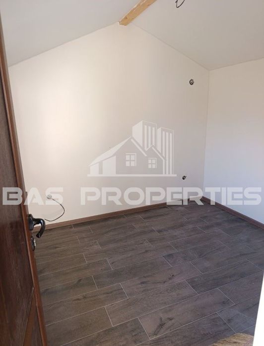 Продава се Къща в с. Храбърско, Област София-област - 103 кв.м за 990 €/кв.м - Снимка #8