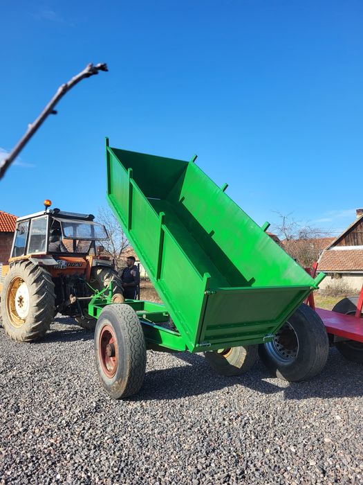 Remorca basculabila tractor