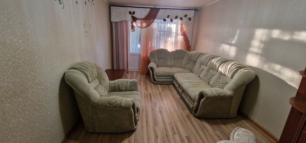 Сдается 2-х комнатная мебелированая квартира