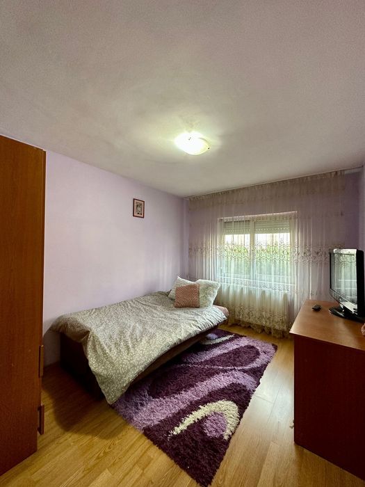 PF închiriez apartament