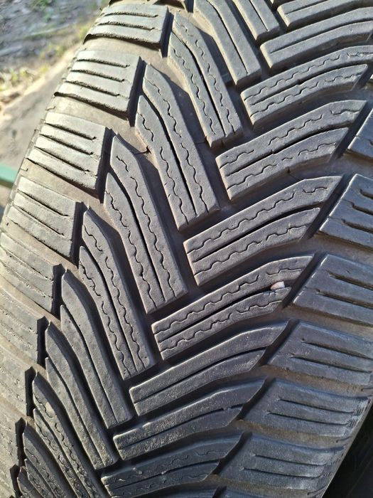 2  Anvelope de iarnă  225 55 r17 Michelin