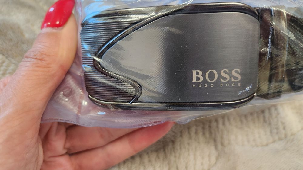 Двулицеви мъжки колани BOSS