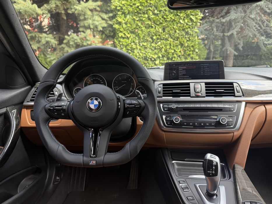 BMW 330 D; xDrive Luxury Line / BMW F31